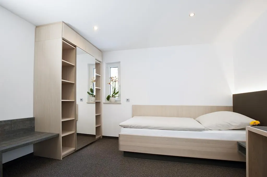 Hotel Kaeferstein Garni Nuremberg 3*,  Germany